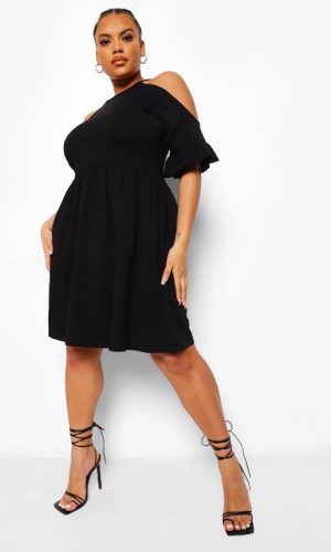 Вільна сукня з відкритими плечима 