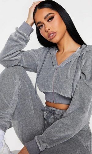 Сіра велюрова коротка жіноча толстовка 